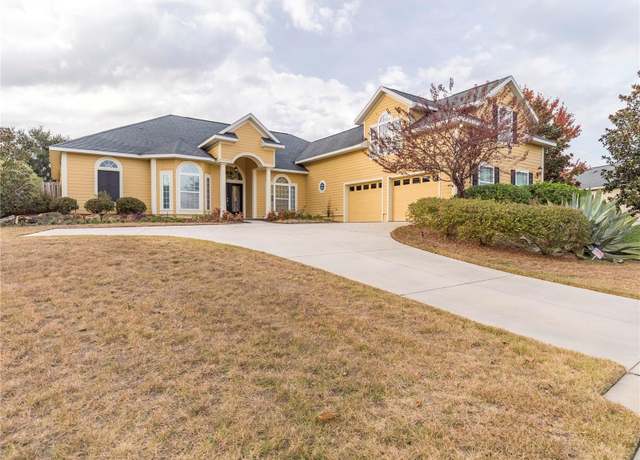 Property at 14284 NW 26th Ave, Gainesville, FL 32606, 4 beds, 2.5 baths
