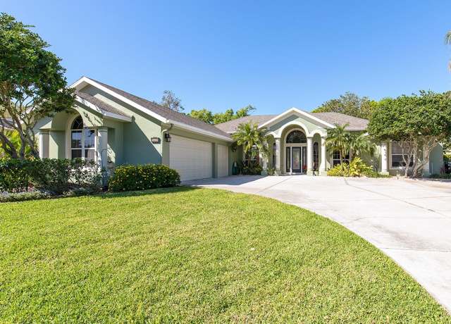 Property at 11139 Crooked River Ct, Clermont, FL 34711, 3 beds, 3 baths
