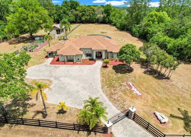 Property at 32510 Wolf Branch Ln, Sorrento, FL 32776, 3 beds, 2 baths