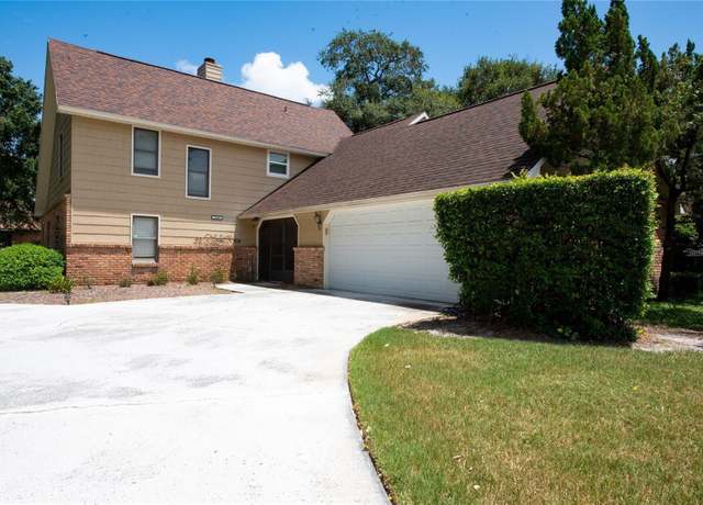 Property at 1105 Monroe Ave, St Cloud, FL 34769, 3 beds, 2.5 baths