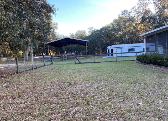 Property at 11064 NE 212th Ln, Fort Mc Coy, FL 32134, 6 beds, 4 baths