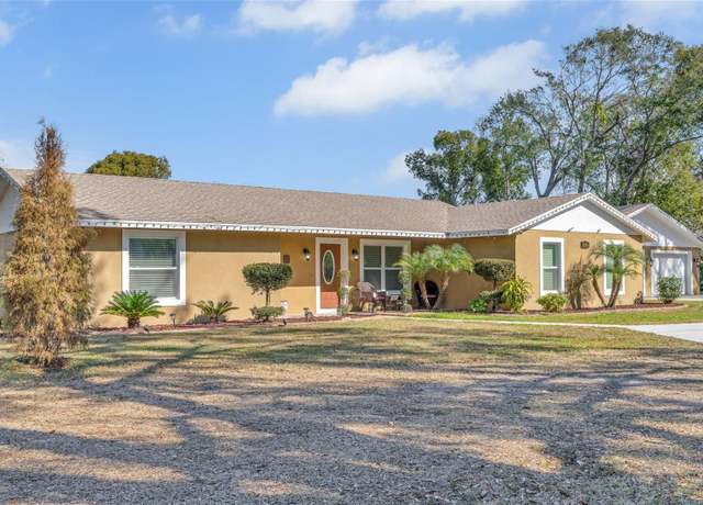 Property at 3906 Bloomingdale Ave, Valrico, FL 33596, 4 beds, 3 baths
