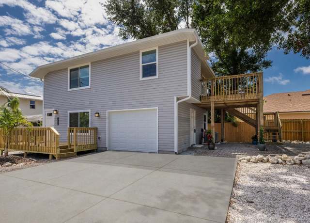 Property at 3356 Maiden Ln, Sarasota, FL 34231, 3 beds, 2 baths