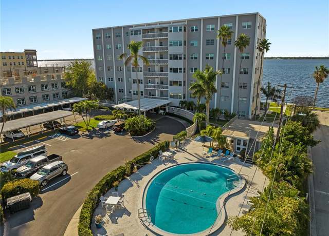 Property at 1900 Clifford St #306, Fort Myers, FL 33901, 2 beds, 2 baths