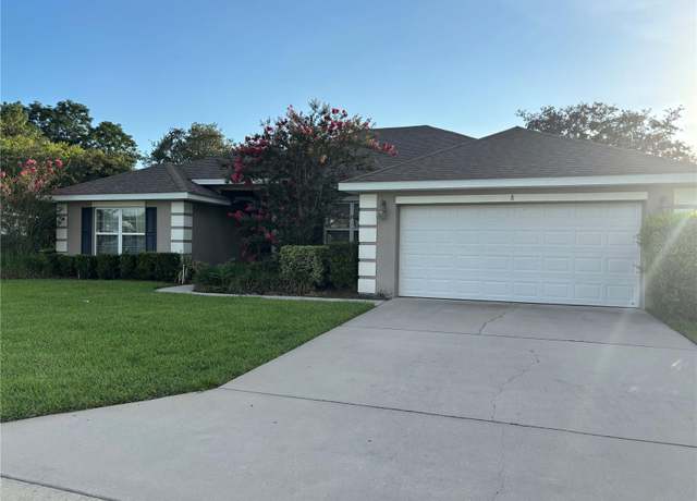 Property at 8 Diamond Club Rd, Ocala, FL 34472, 4 beds, 2 baths