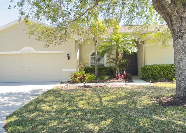 Property at 10048 Cleghorn Dr, San Antonio, FL 33576, 3 beds, 2 baths