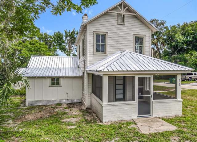 Property at 601 N Adelle Ave, Deland, FL 32720, 5 beds, 3 baths