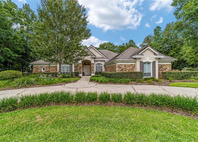 Property at 7915 SE 12th Cir, Ocala, FL 34480, 4 beds, 3 baths