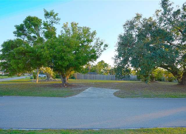 Property at Southwood St, Sarasota, FL 34231