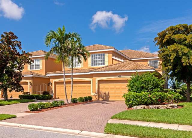 Property at 318 Winding Brook Ln #104, Bradenton, FL 34212, 3 beds, 2 baths