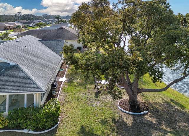 Property at 2016 E View Dr, Sun City Center, FL 33573, 2 beds, 2 baths