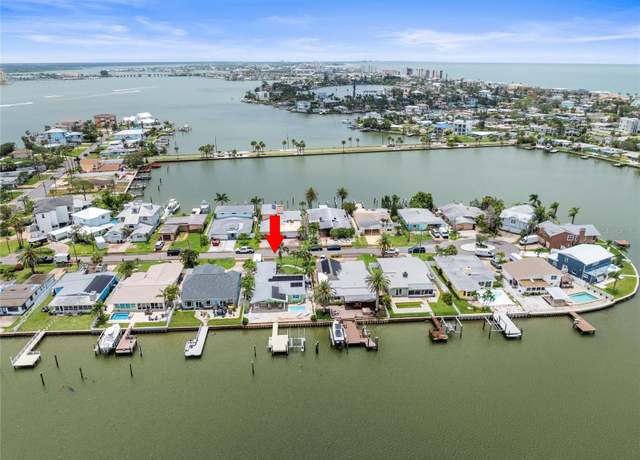Property at 16129 4th St E, Redington Beach, FL 33708, 3 beds, 2 baths