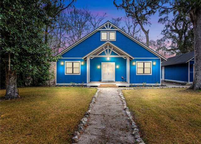 Property at 466 SW Memorial Dr, Fort White, FL 32038, 2 beds, 2 baths