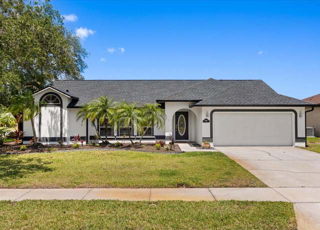 Property at 800 Potomac Dr, Melbourne, FL 32904, 3 beds, 2 baths