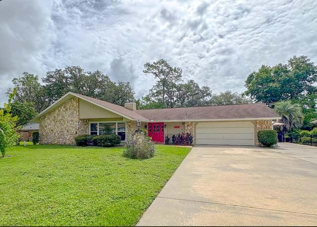 Property at 3545 SE 24th Ave, Ocala, FL 34471, 3 beds, 2.5 baths
