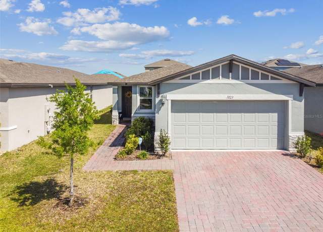 Property at 1823 Carnostie Rd, Winter Haven, FL 33884, 3 beds, 2 baths