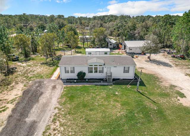 Property at 14530 SE 25th St, Morriston, FL 32668, 3 beds, 2 baths