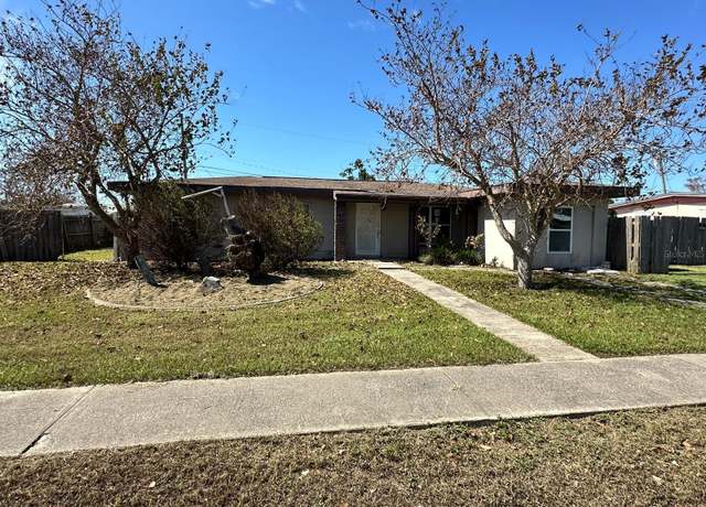 Property at 620 Dalton Blvd, Port Charlotte, FL 33952, 3 beds, 2 baths
