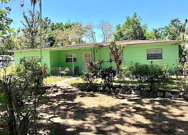 Property at 1810 Alcorn Rd, Valrico, FL 33596, 3 beds, 1 bath