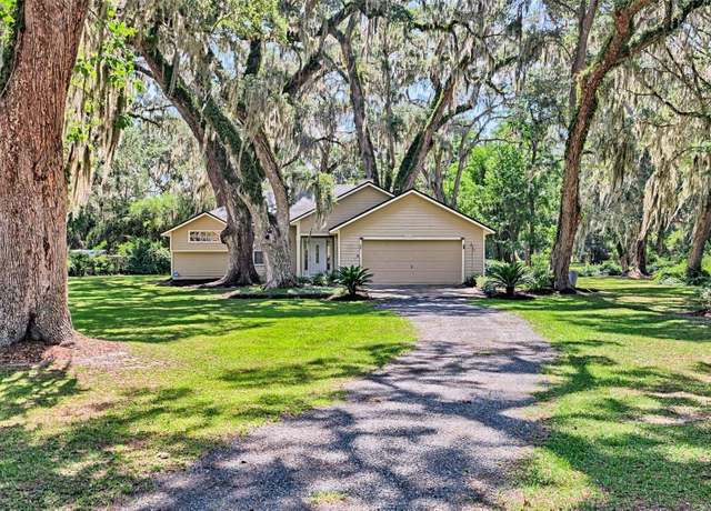 Property at 6505 SW 135th Pl, Archer, FL 32618, 3 beds, 2 baths
