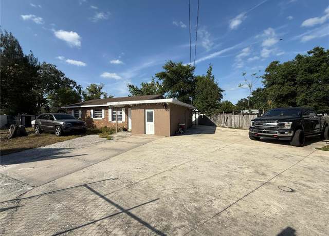 Property at 311 Congress Ave, Auburndale, FL 33823, 3 beds, 2 baths