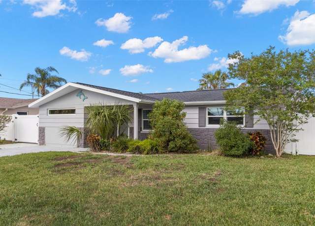 Property at 13704 Evelane Dr, Hudson, FL 34667, 3 beds, 2 baths