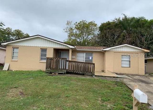 Property at 7236 San Carlos Dr, Port Richey, FL 34668, 3 beds, 2 baths