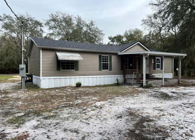 Property at 102 Julia Pl, Satsuma, FL 32189, 3 beds, 2 baths