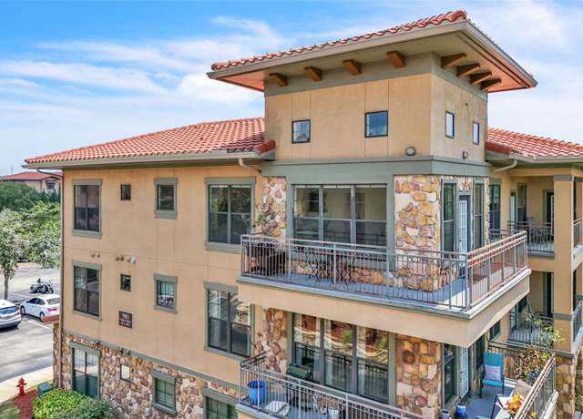Property at 903 Charo Pkwy #837, Davenport, FL 33897, 3 beds, 3 baths