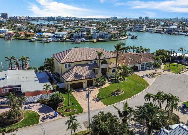 Property at 7986 9th Ave S, St Petersburg, FL 33707, 5 beds, 5 baths