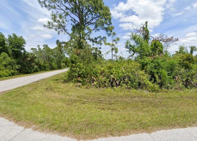 Property at 3527 Dwight St, Port Charlotte, FL 33981