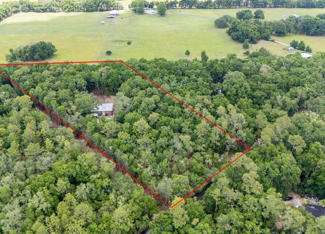 Property at 8290 Melrose Rd, Melrose, FL 32666, 5 beds, 3 baths