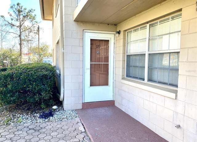 Property at 1100 E Caroline St #119, Tavares, FL 32778, 2 beds, 2 baths