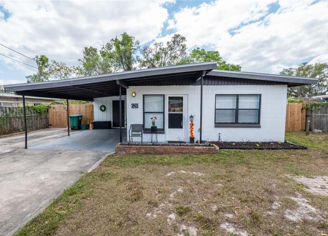 Property at 620 E Church Ave, Longwood, FL 32750, 3 beds, 1 bath