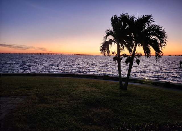 Property at 19029 US Highway 19 N Unit 32F, Clearwater, FL 33764, 2 beds, 2 baths
