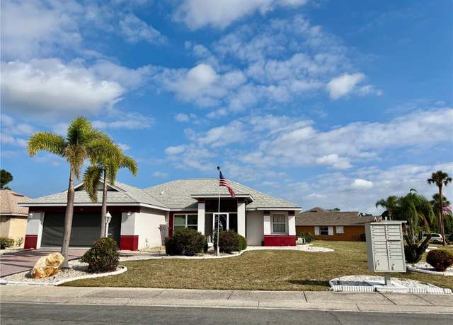 Property at 301 Caloosa Palms Ct, Sun City Center, FL 33573, 2 beds, 2 baths