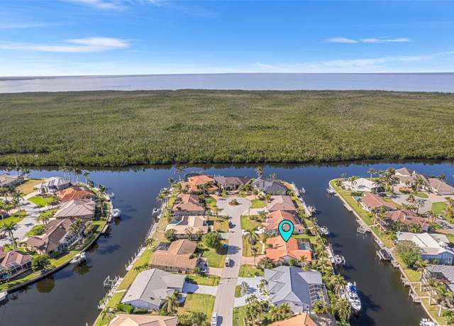 Property at 3819 Aves Island Ct, Punta Gorda, FL 33950, 3 beds, 2 baths