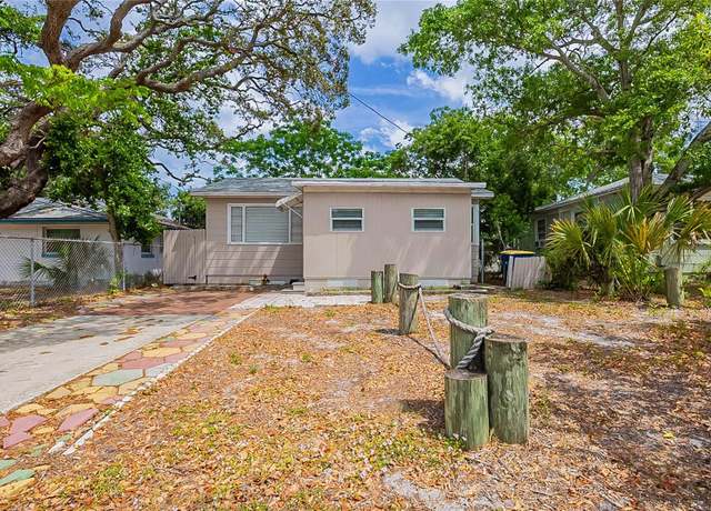 Property at 912 Magnolia Dr, Clearwater, FL 33756, 2 beds, 1 bath