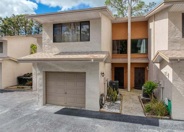 Property at 2154 Tarpon Landings Dr, Tarpon Springs, FL 34688, 2 beds, 2.5 baths