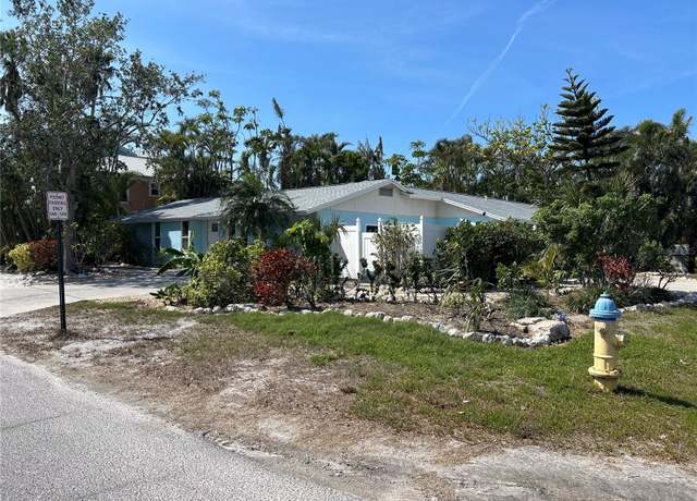 Property at 314 61 ST St, Holmes Beach, FL 34217, 5 beds, 4 baths