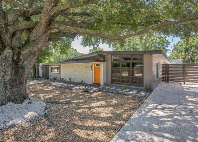 Property at 4208 W Wisconsin Ave, Tampa, FL 33616, 3 beds, 3 baths