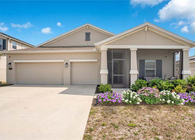 Property at 109 Pineywoods St, St Cloud, FL 34772, 4 beds, 3 baths