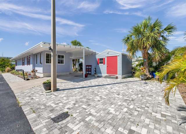 Property at 4851 W Gandy Blvd Unit B3 L8, Tampa, FL 33611, 2 beds, 2 baths