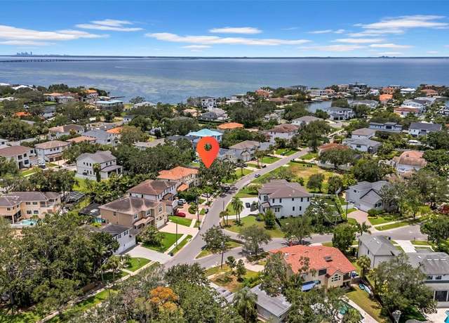Property at 5012 W Homer Ave, Tampa, FL 33629