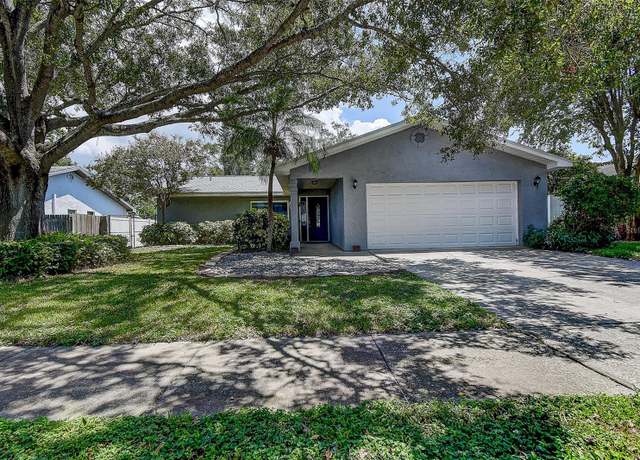 Property at 9267 92nd Way, Largo, FL 33777, 4 beds, 2 baths