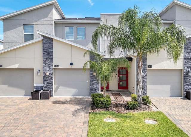 Property at 543 Ocean Course Ave, Davenport, FL 33896, 3 beds, 2 baths
