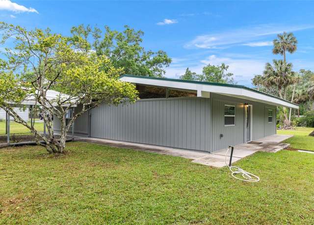 Property at 11065 NE 42nd St, Silver Springs, FL 34488, 3 beds, 1 bath