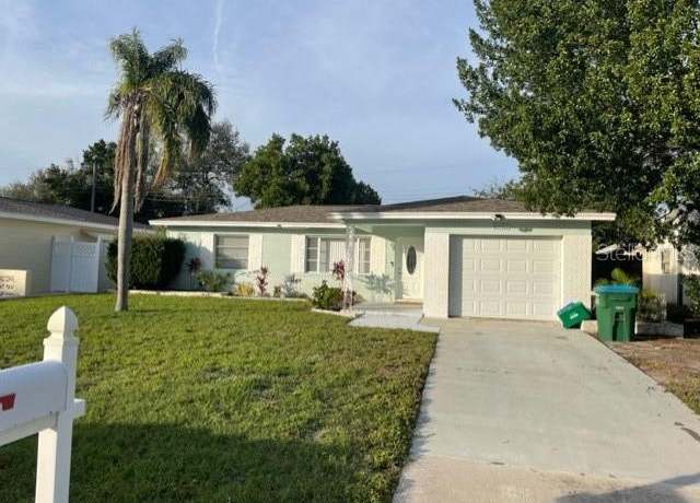 Property at 6483 43rd Ave N, Kenneth City, FL 33709, 2 beds, 1 bath