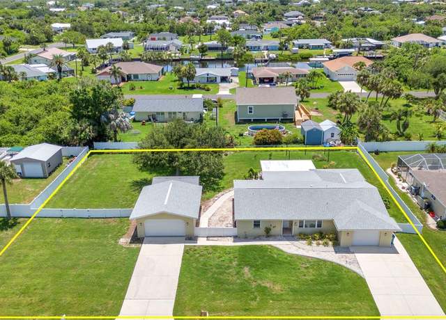 Property at 4509 Wynkoop Cir, Port Charlotte, FL 33948, 3 beds, 2 baths