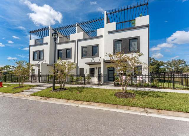 Property at 6207 64th Way N, Pinellas Park, FL 33781, 3 beds, 3 baths